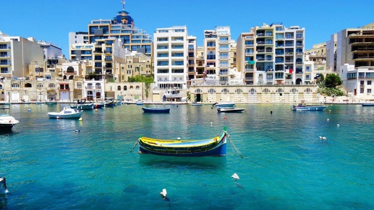 Sliema 2Br Great Location With Terrace Apartment Exterior photo
