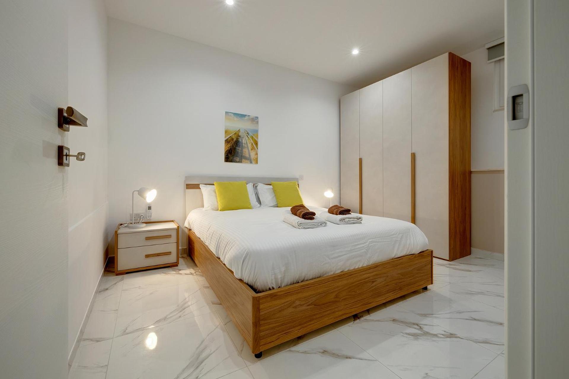 Sliema 2Br Great Location With Terrace Apartment Exterior photo